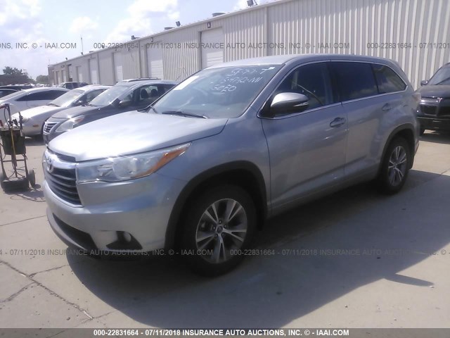 5TDBKRFH6GS253948 - 2016 TOYOTA HIGHLANDER LE/LE PLUS SILVER photo 2