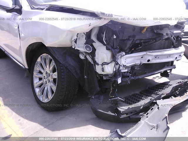 2LMDJ6JKXCBL06885 - 2012 LINCOLN MKX WHITE photo 6