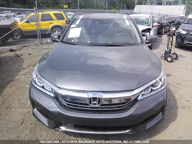 JHMCR6F53HC001466 - 2017 HONDA ACCORD HYBRID/EXL GRAY photo 6