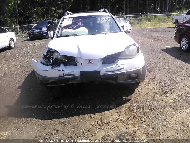 JA4LZ41F74U031378 - 2004 MITSUBISHI OUTLANDER XLS WHITE photo 6