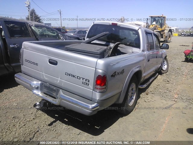 1D7HG48NX3S103303 - 2003 DODGE DAKOTA QUAD SLT SILVER photo 4