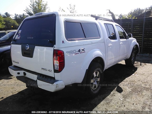 1N6AD0EV5CC432323 - 2012 NISSAN FRONTIER S/SV/SL/PRO-4X WHITE photo 4