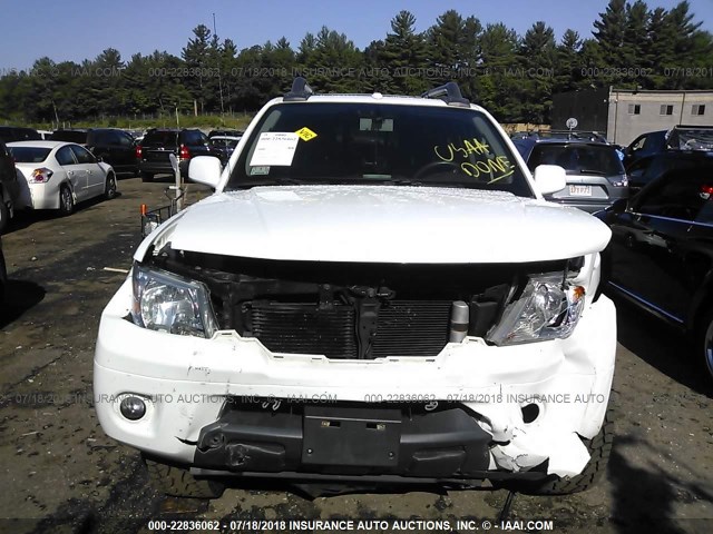 1N6AD0EV5CC432323 - 2012 NISSAN FRONTIER S/SV/SL/PRO-4X WHITE photo 6