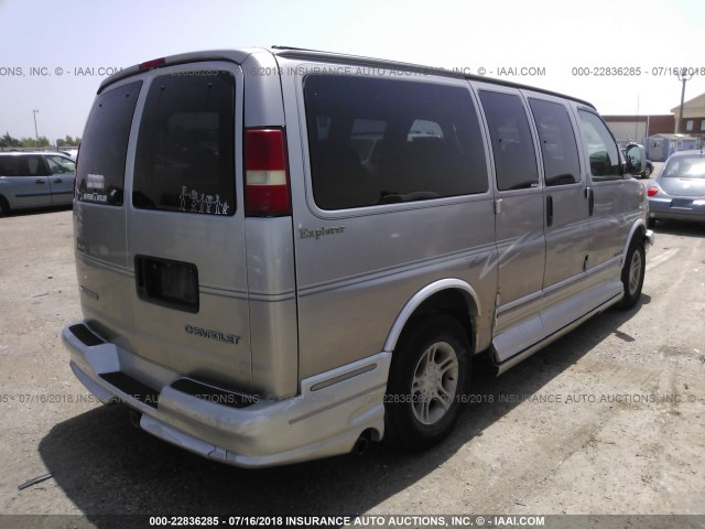 1GBFG15T331136186 - 2003 CHEVROLET EXPRESS G1500  GOLD photo 4