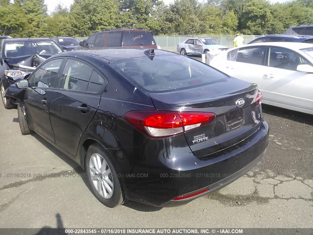 3KPFL4A73HE107454 - 2017 KIA FORTE LX/S BLACK photo 3