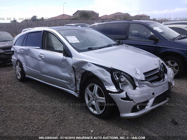 4JGCB6FE3AA106480 - 2010 MERCEDES-BENZ R 350 4MATIC SILVER photo 1