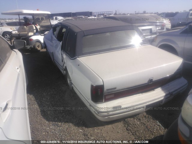 1LNLM81W8RY651843 - 1994 LINCOLN TOWN CAR EXECUTIVE WHITE photo 3