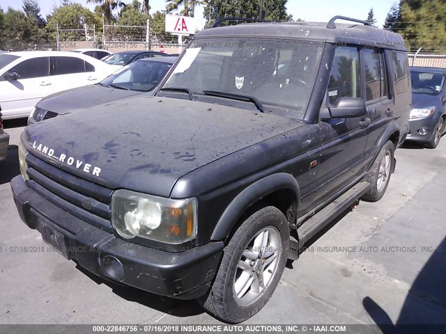 SALTW16483A780963 - 2003 LAND ROVER DISCOVERY II SE GRAY photo 2