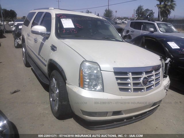 1GYFK66897R210780 - 2007 CADILLAC ESCALADE ESV WHITE photo 1