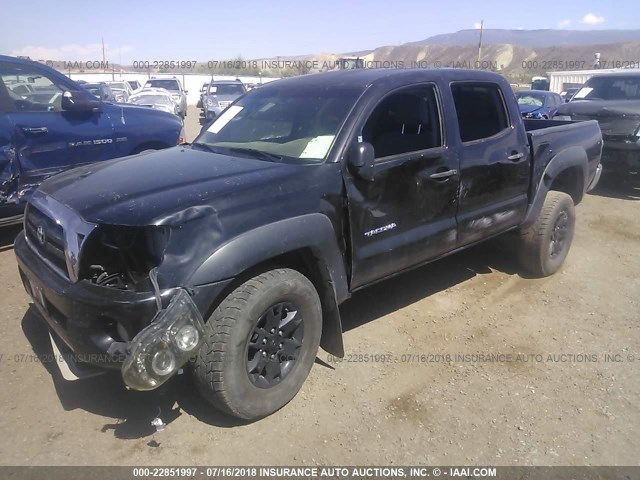 5TELU42NX8Z502415 - 2008 TOYOTA TACOMA DOUBLE CAB 黑色 照片 2