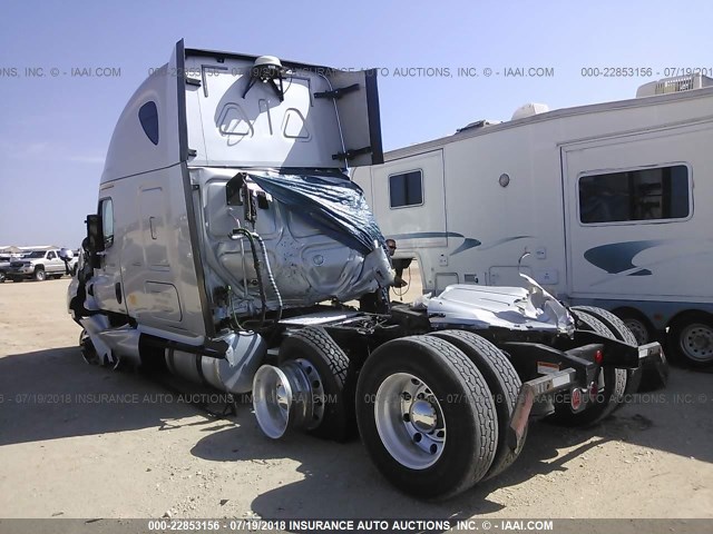 3AKJGLDRXGSGZ5154 - 2016 FREIGHTLINER CASCADIA 125  GRAY photo 3