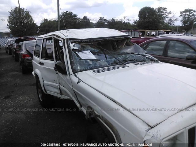 1J4FJ68S8WL226983 - 1998 JEEP CHEROKEE SPORT/CLASSIC WHITE photo 6