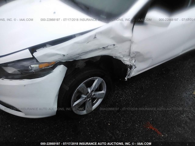 1C3CDFBA8GD652611 - 2016 DODGE DART SXT WHITE photo 6