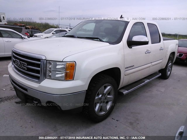 3GTP2WE72CG184004 - 2012 GMC SIERRA K1500 SLT WHITE photo 2