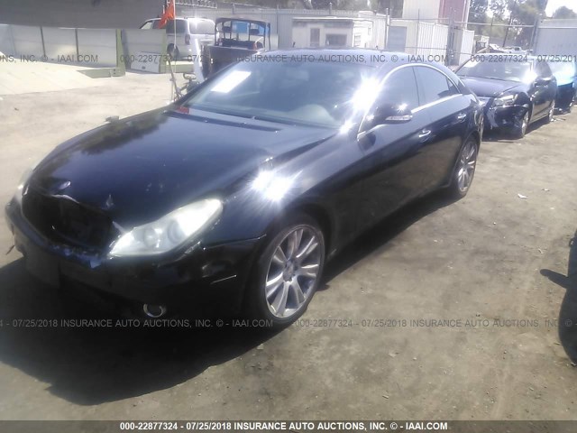 WDDDJ72X98A124619 - 2008 MERCEDES-BENZ CLS 550 BLACK photo 2