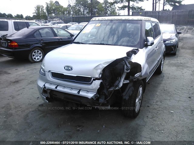 KNDJT2A24B7266994 - 2011 KIA SOUL +/!/SPORT SILVER photo 6