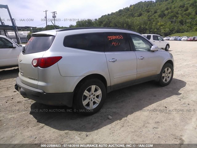 1GNKVGED4CJ251527 - 2012 CHEVROLET TRAVERSE LT SILVER photo 4