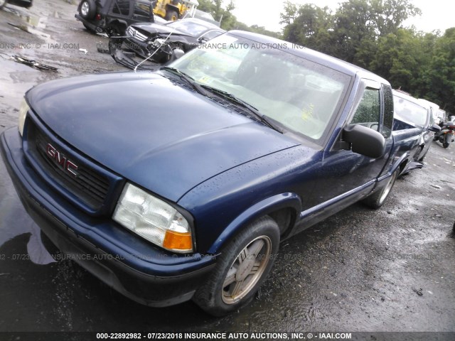 1GTCS1941W8538879 - 1998 GMC SONOMA BLUE photo 2