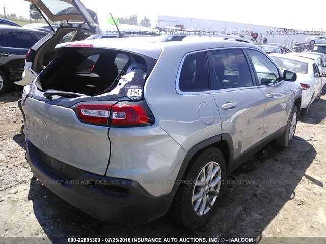 1C4PJMCB1GW260771 - 2016 JEEP CHEROKEE LATITUDE SILVER photo 4