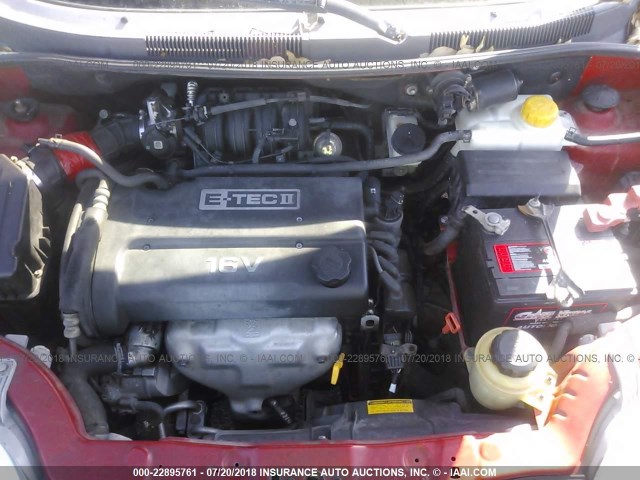 KL1TD52605B365040 - 2005 CHEVROLET AVEO LS RED photo 10