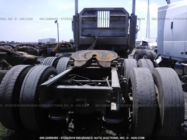 2FV8F0Y96WA935819 - 1998 FREIGHTLINER FLD FLD120 WHITE photo 8