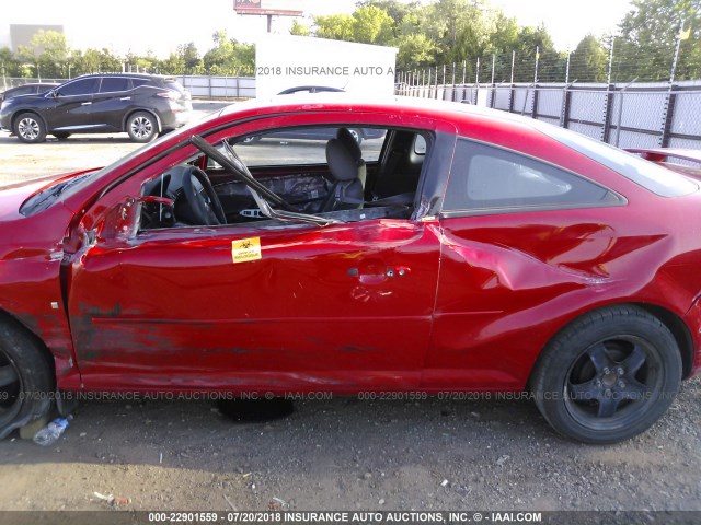 1G2AL15F877293036 - 2007 PONTIAC G5 RED photo 6