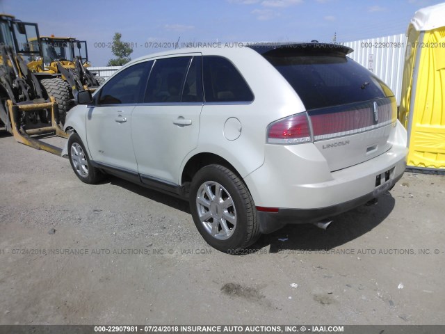 2LMDU68C27BJ23010 - 2007 LINCOLN MKX WHITE photo 3