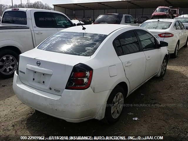 3N1AB61E88L661143 - 2008 NISSAN SENTRA 2.0/2.0S/2.0SL WHITE photo 4