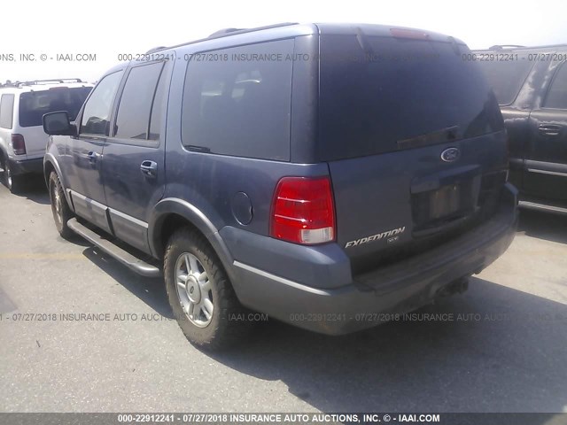 1FMFU16L94LB26301 - 2004 FORD EXPEDITION XLT BLUE photo 3