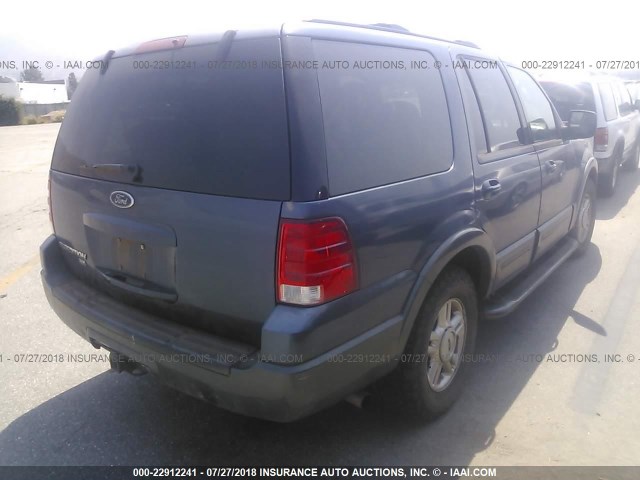 1FMFU16L94LB26301 - 2004 FORD EXPEDITION XLT BLUE photo 4