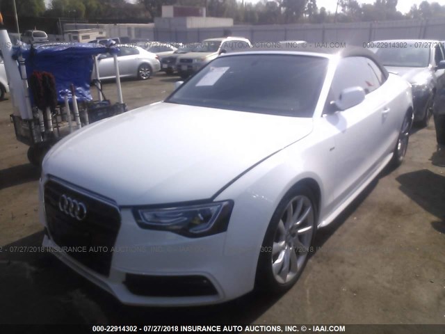 WAUMFAFHXFN013527 - 2015 AUDI A5 PREMIUM PLUS WHITE photo 2