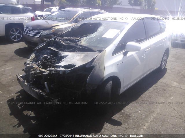 JTDZN3EU2C3157974 - 2012 TOYOTA PRIUS V WHITE photo 2