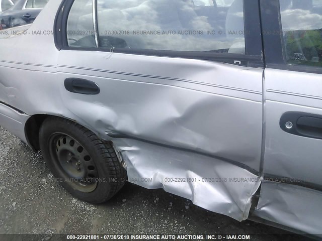 1NXAE09B1RZ162831 - 1994 TOYOTA COROLLA LE/DX SILVER photo 6