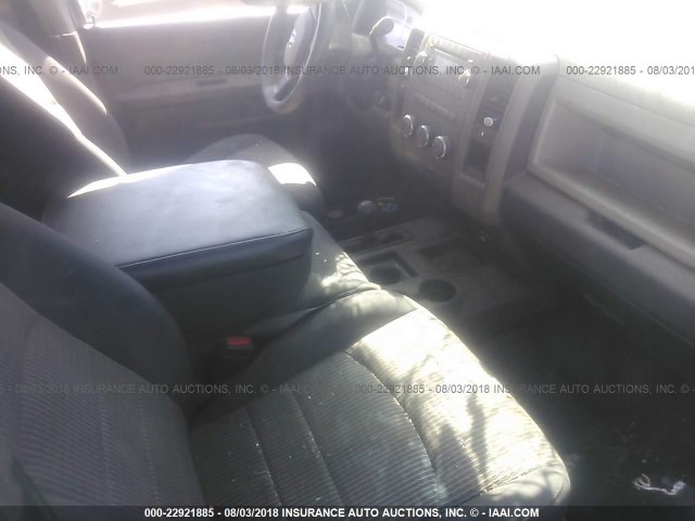 3C6TD5CT6CG168110 - 2012 DODGE RAM 2500 ST WHITE photo 5