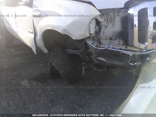 1FTSW31P96EB75914 - 2006 FORD F350 SRW SUPER DUTY WHITE photo 6