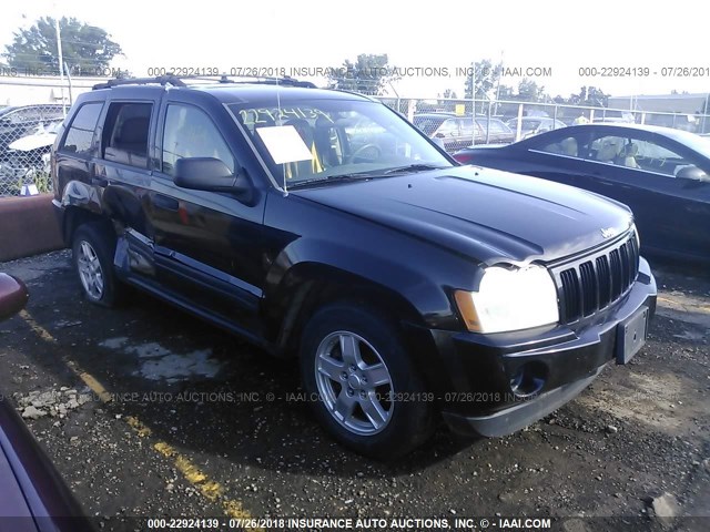 1J4GR48K85C712919 - 2005 JEEP GRAND CHEROKEE LAREDO/COLUMBIA/FREEDOM 黑色 照片 1