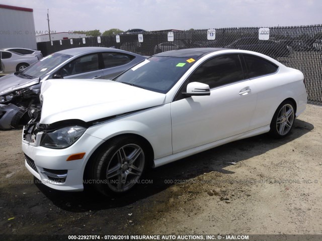 WDDGJ4HB8FG420264 - 2015 MERCEDES-BENZ C 250 WHITE photo 2