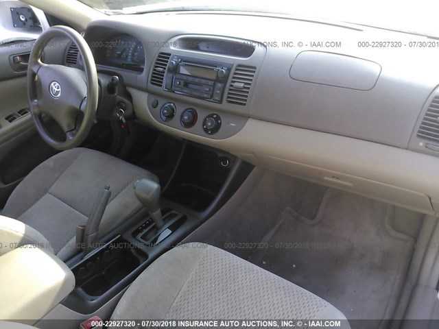 4T1BF32K93U058351 - 2003 TOYOTA CAMRY LE/XLE/SE 白色 照片 5