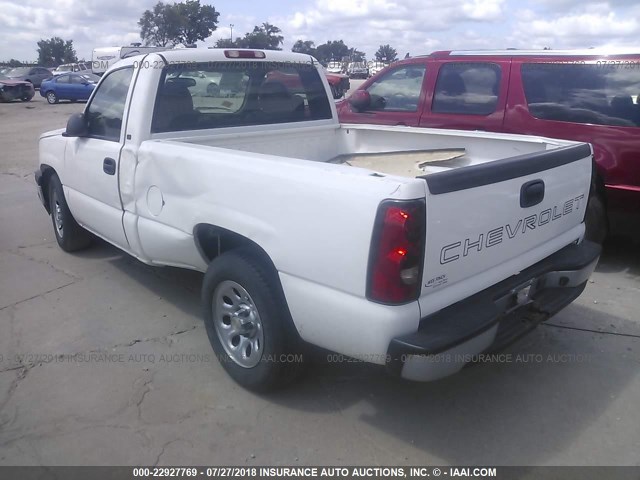 1GCEC14X05Z156911 - 2005 CHEVROLET SILVERADO C1500 WHITE photo 3