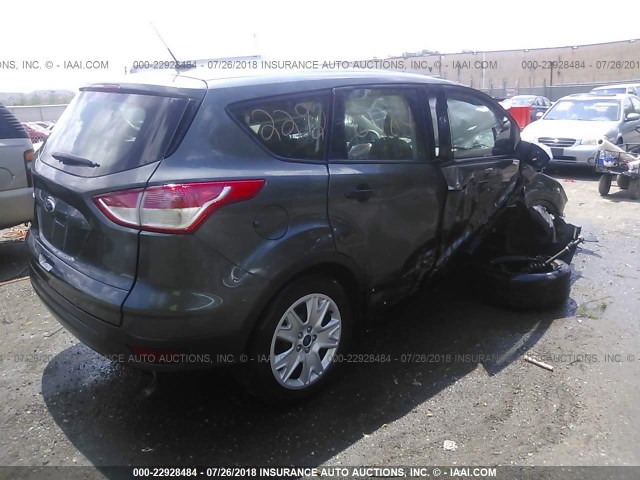 1FMCU0F78GUC37579 - 2016 FORD ESCAPE S GRAY photo 4