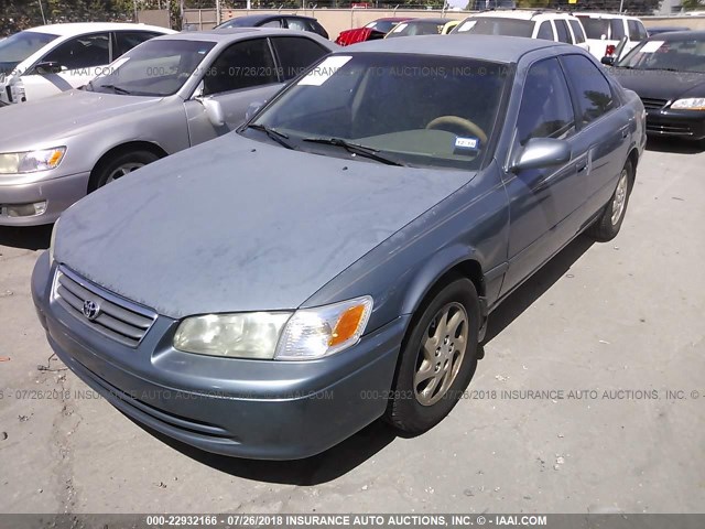 JT2BG28K5Y0387929 - 2000 TOYOTA CAMRY LE/XLE 绿色 照片 2