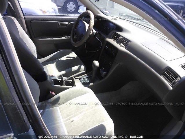 JT2BG28K5Y0387929 - 2000 TOYOTA CAMRY LE/XLE 绿色 照片 5