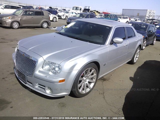 2C3LA73W76H368445 - 2006 CHRYSLER 300C SRT-8 SILVER photo 2