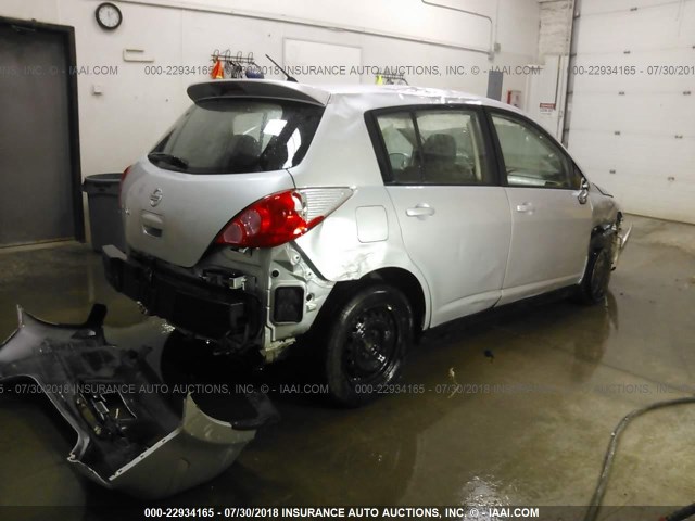 3N1BC13E49L426158 - 2009 NISSAN VERSA S/SL SILVER photo 4