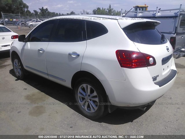 JN8AS5MV5DW133426 - 2013 NISSAN ROGUE S/SV WHITE photo 3