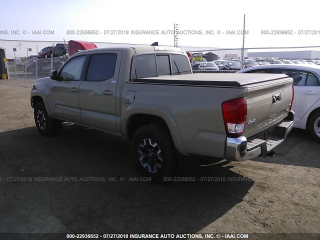 3TMCZ5ANXHM080099 - 2017 TOYOTA TACOMA DBL CAB/SR/TRDSPT/OR/PRO TAN photo 3