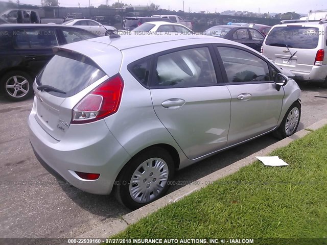 3FADP4TJ2FM160790 - 2015 FORD FIESTA S SILVER photo 4