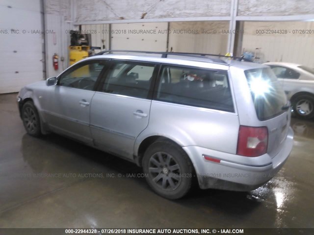 WVWVD63B73E418203 - 2003 VOLKSWAGEN PASSAT GLS GRAY photo 3