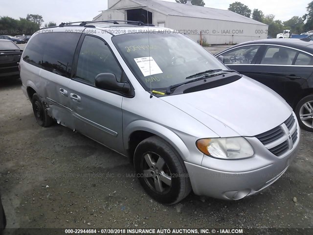 2D4GP44L05R167965 - 2005 DODGE GRAND CARAVAN SXT SILVER photo 1