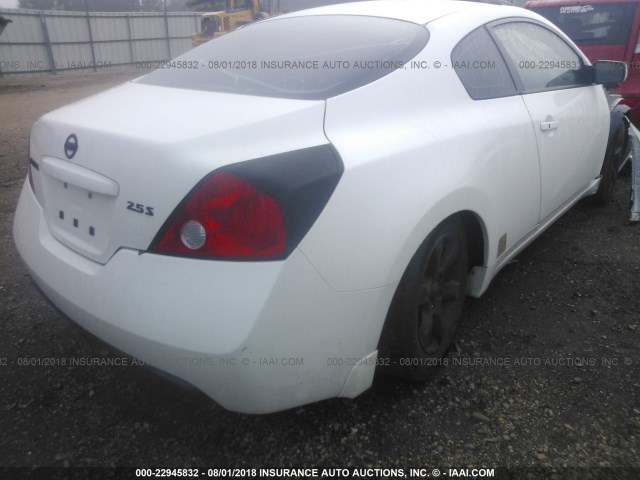 1N4AL24E19C194732 - 2009 NISSAN ALTIMA 2.5S WHITE photo 4